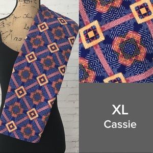 LuLaRoe Cassie skirt